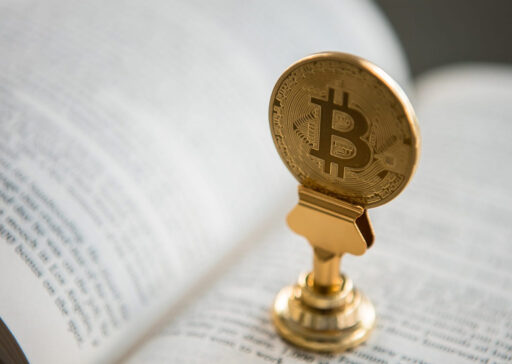 Bitcoin-gold-stand_book-scaled-2200x1400-1.jpg